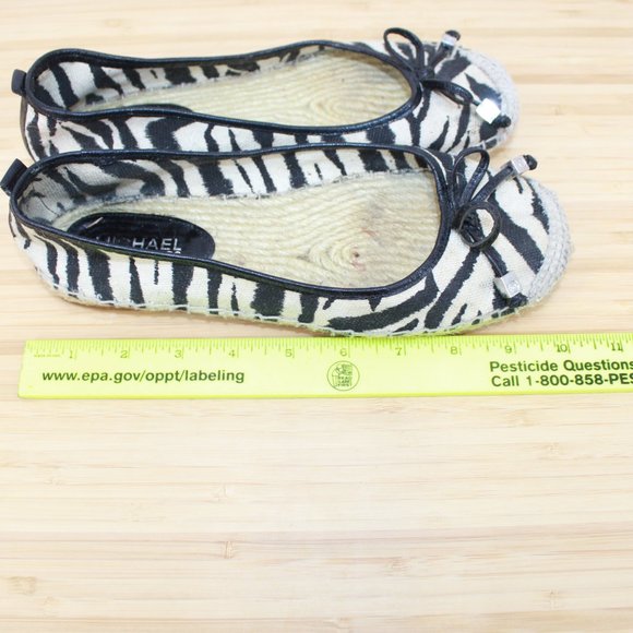 MICHAEL KORS Women's Black Zebra Print Espadrille Ballet Flats Shoes 8 - Picture 8 of 9